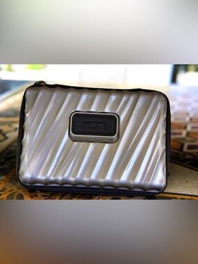 TUMI for Delta Hard Shell Mini Travel Case – Gray/Black